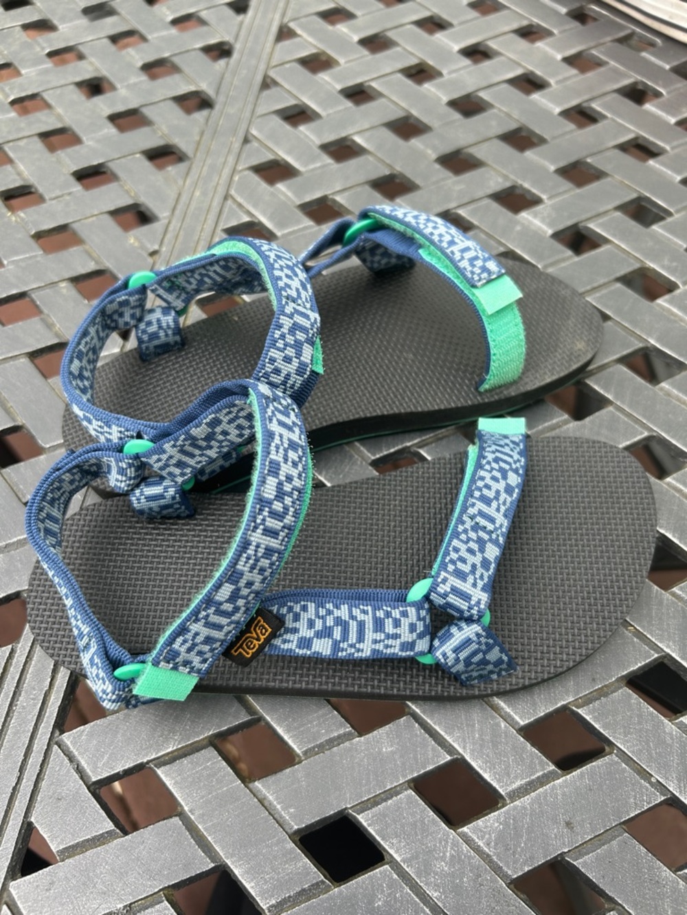 Teva Universal - Picture 2 of 4